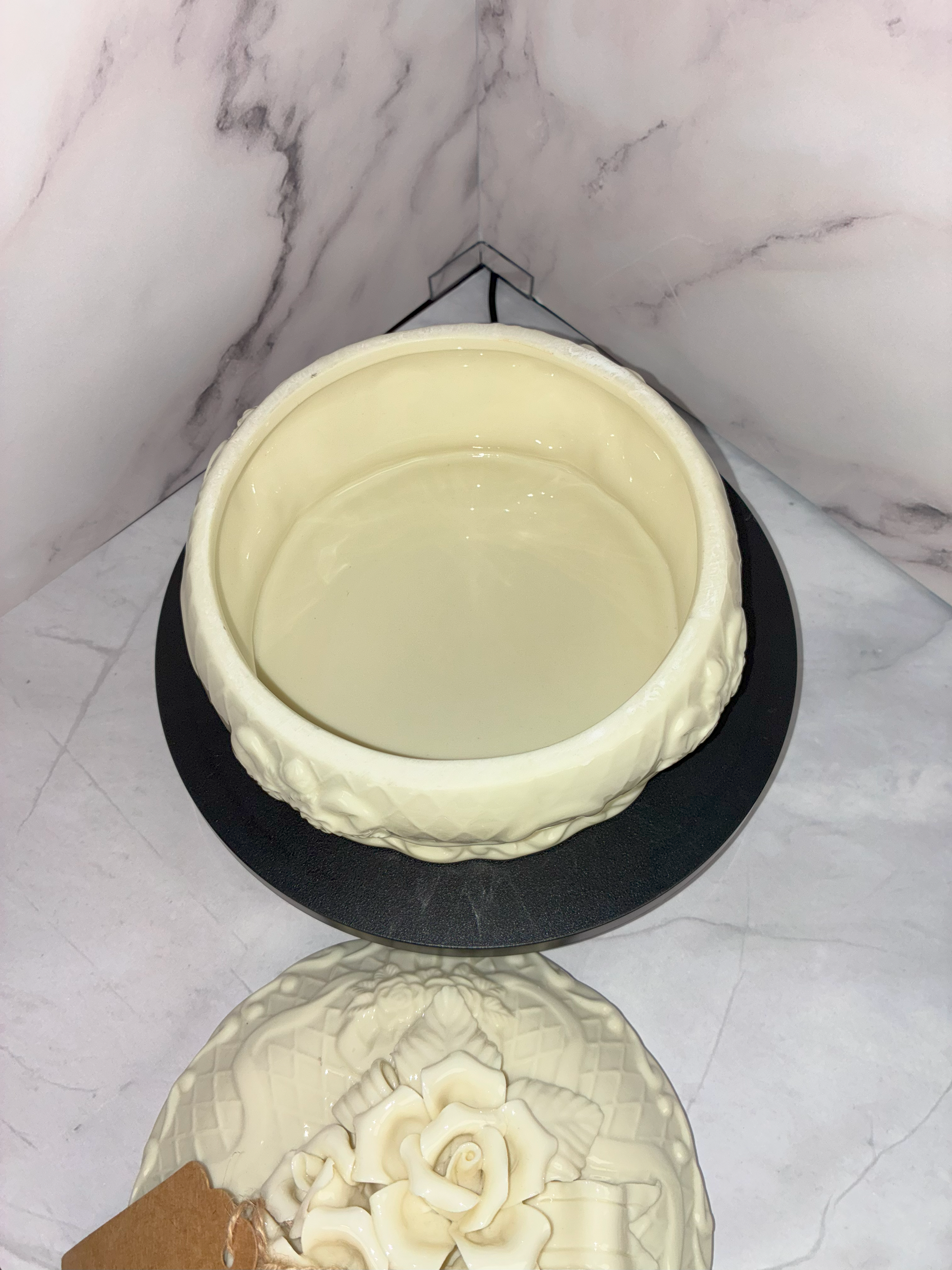 🌹 Ivory Rose Bisque Trinket Bowl – Vintage Porcelain Keepsake
