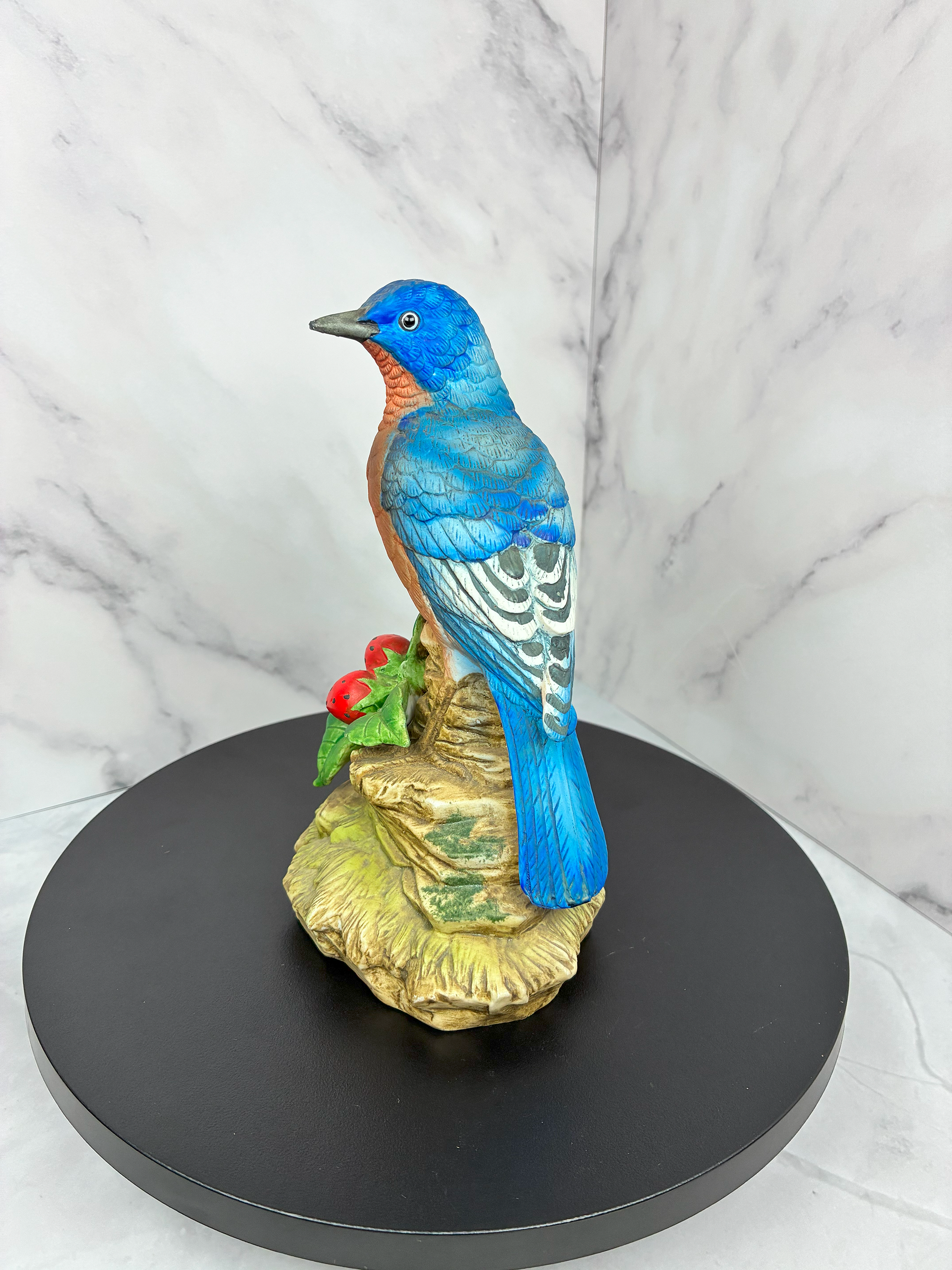 🐦 Vintage Lefton Bluebird Figurine with Strawberries – 1960s 🐦