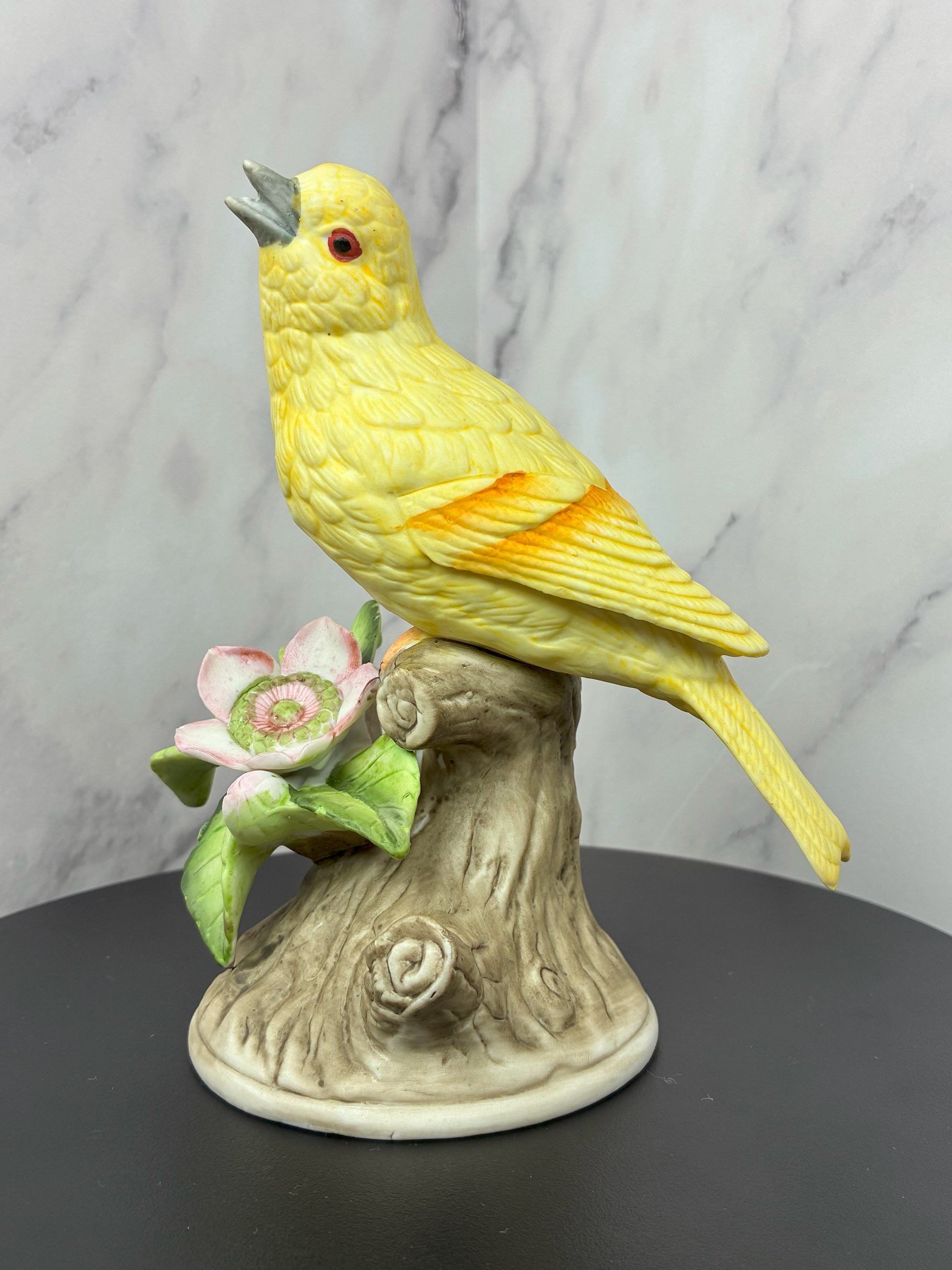 🐦 Vintage J. Byron Yellow Canary Figurine (c. 1980s) 🌸