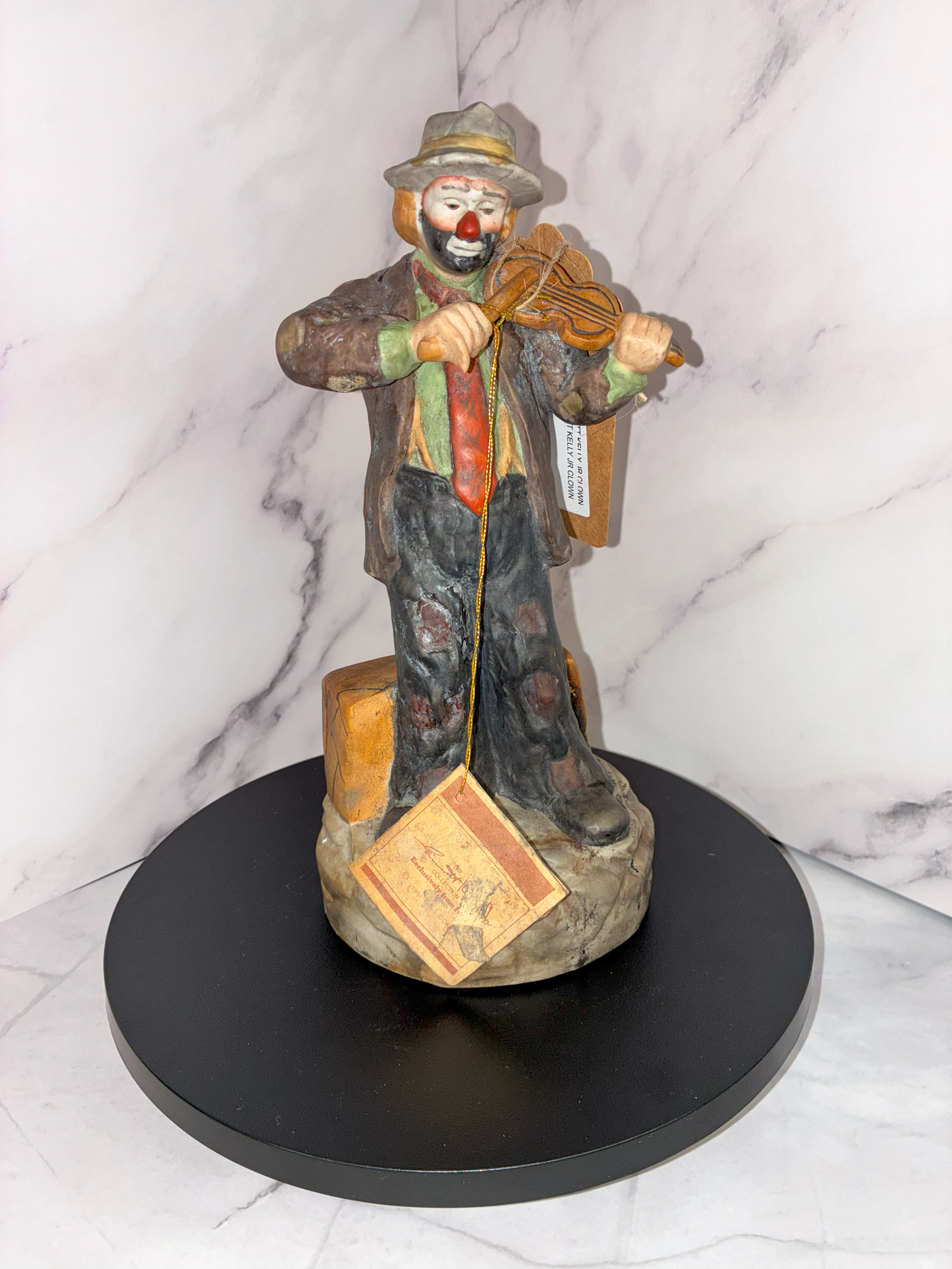 🎻 Emmett Kelly “Violin Player” Clown Figurine – Vintage Collectible