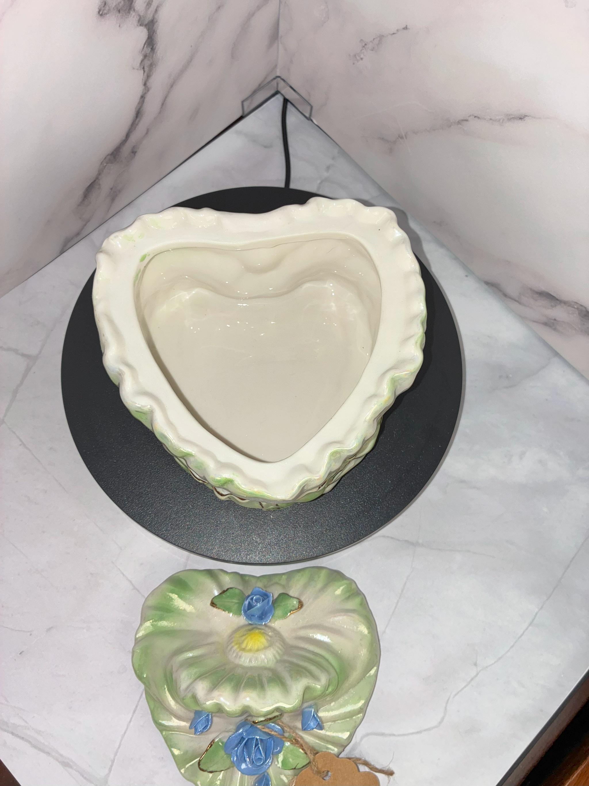 💙 Green & Blue Rose Heart Trinket Bowl – Vintage Porcelain