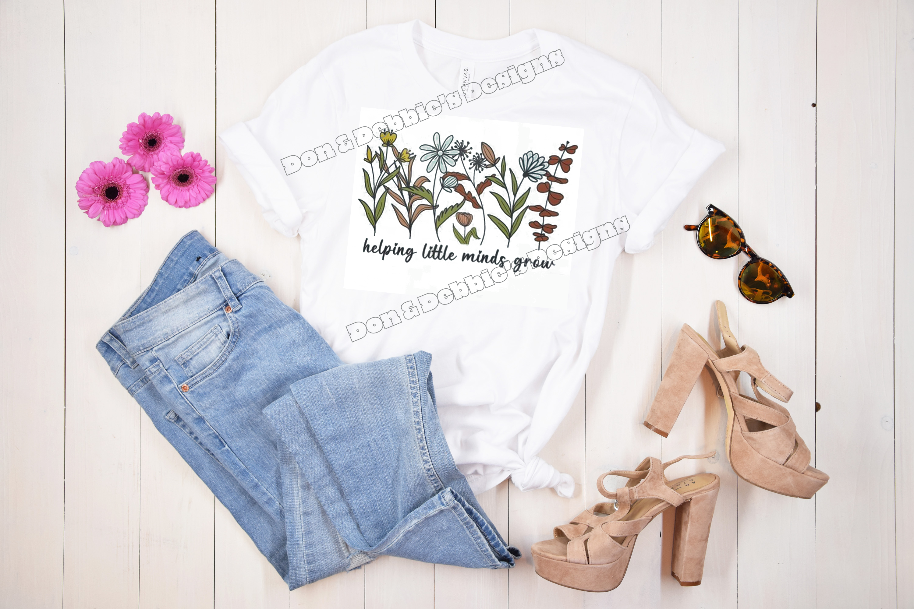 🌸 Helping Little Minds Grow Flowers Teacher DTF T-Shirt 🌱