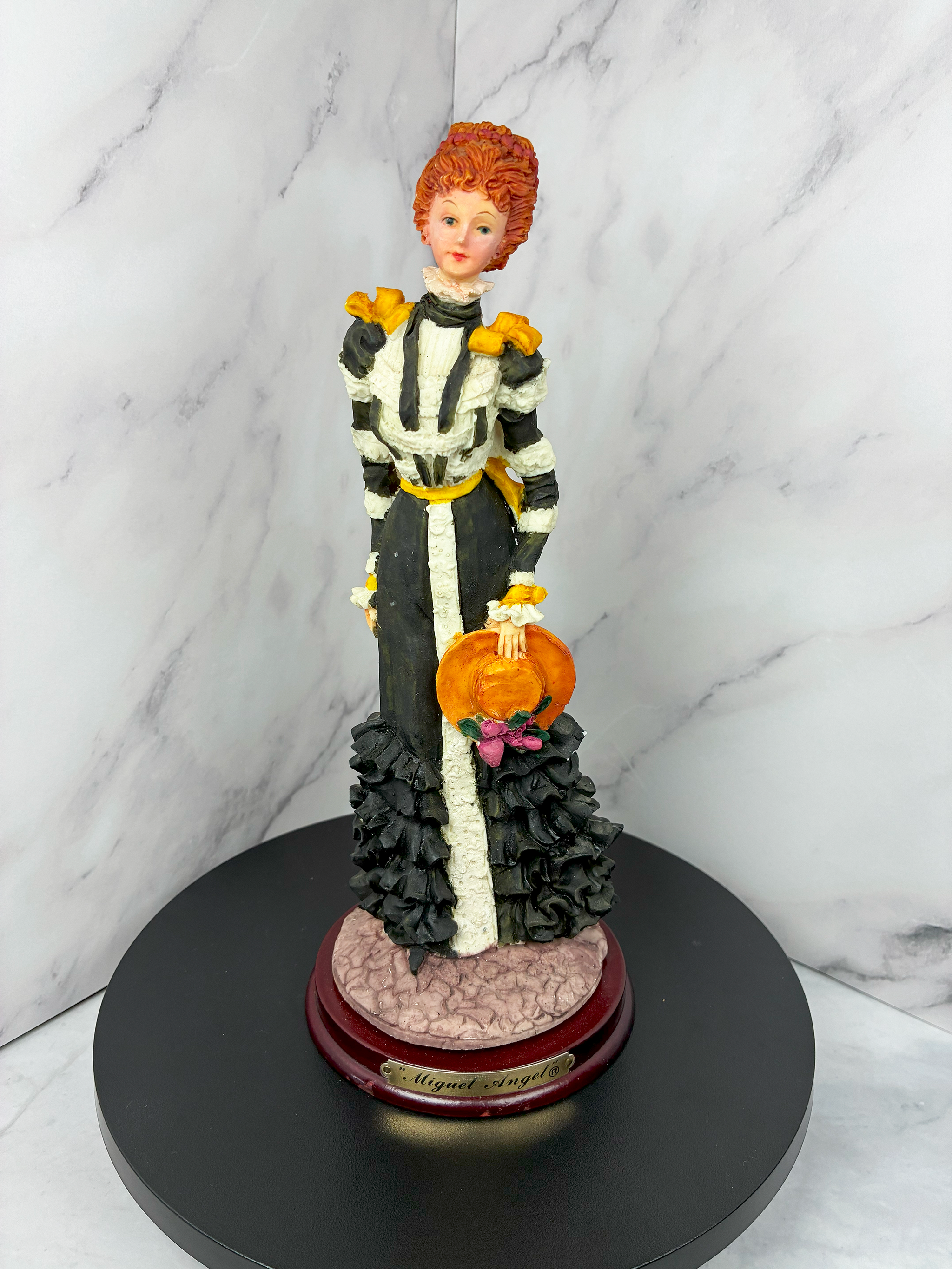 Vintage Miguel Angel Lady Figurine (c. 1980s) 🌼