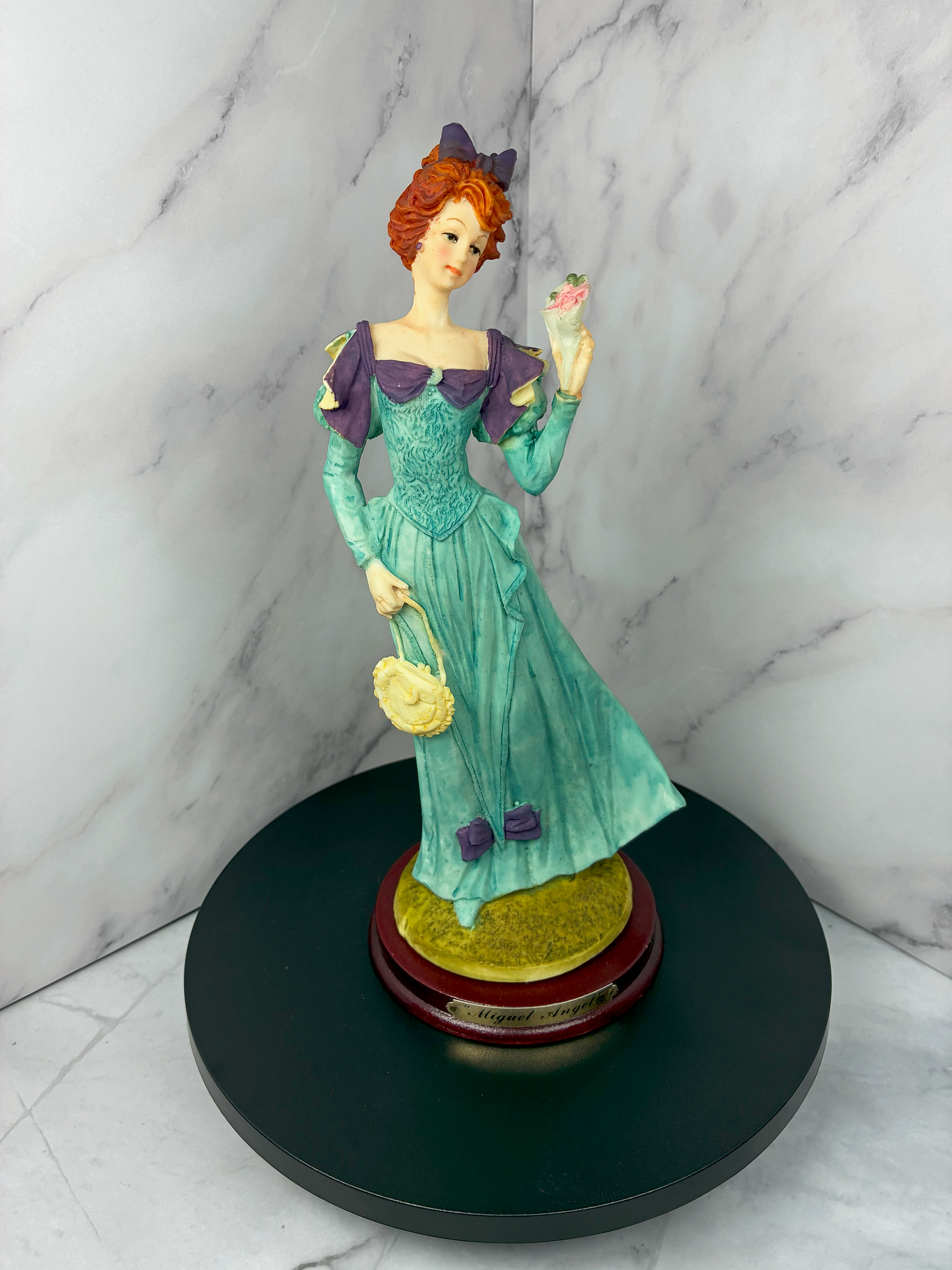 💐 Vintage Miguel Angel Lady Figurine (c. 1980s)