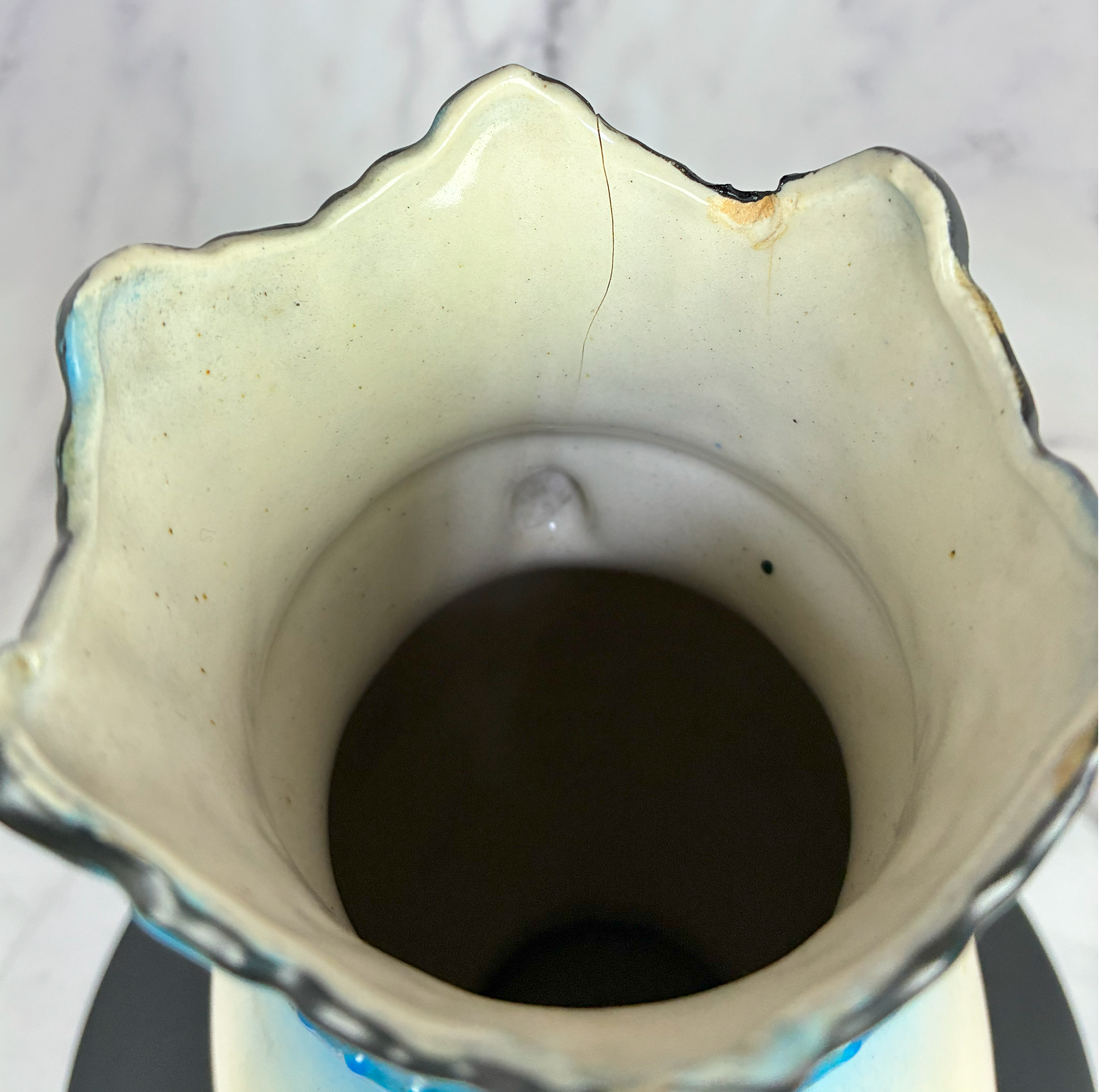 🏺 Antique Sandon Pottery Vase – Hand-Painted Desert Scene (Early 20th Century) 🏺(crack in rim)