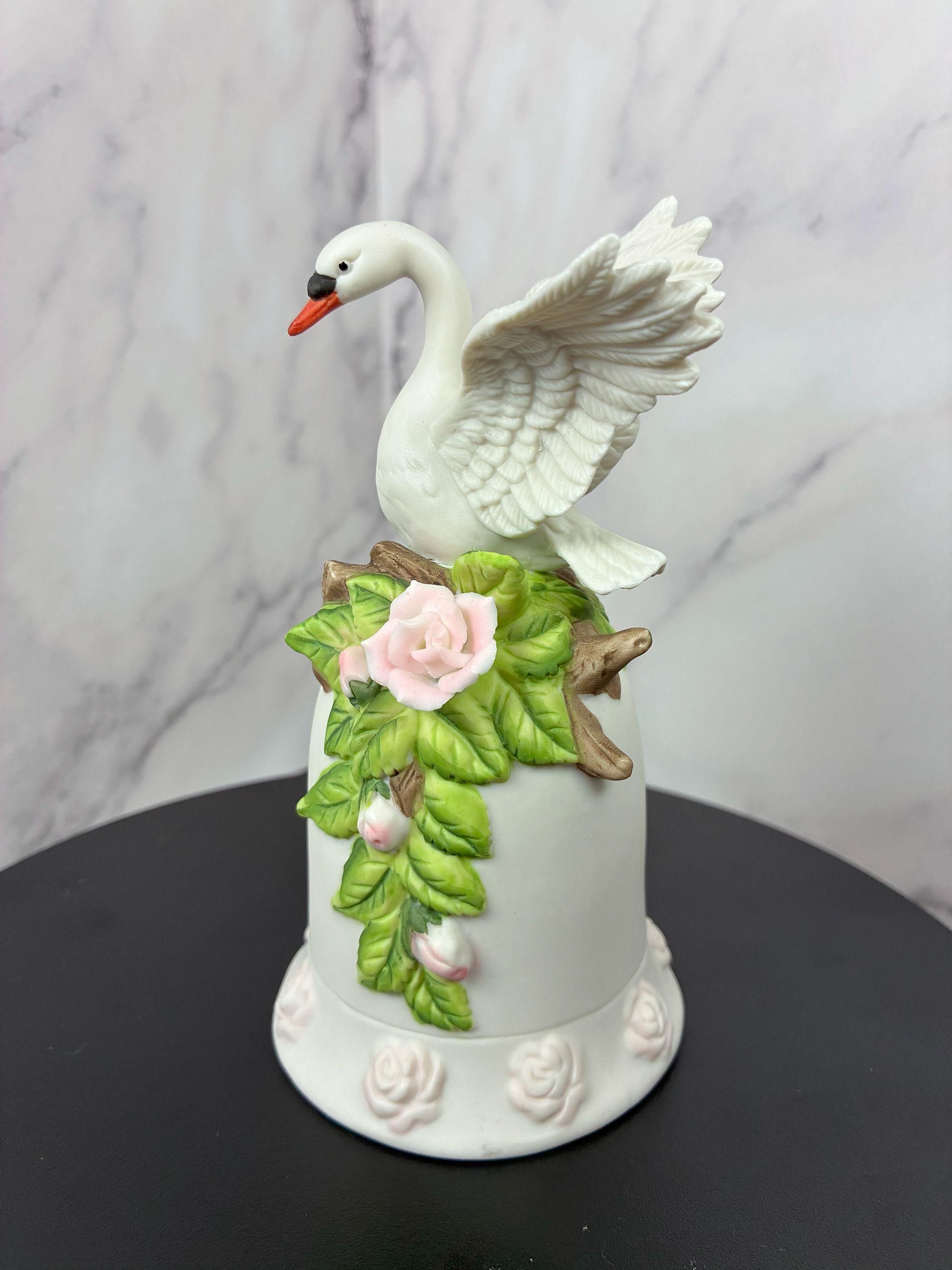 🦢 Vintage Swan Bell with Pink Roses – Elegant 1980s Porcelain Collectible 🌸