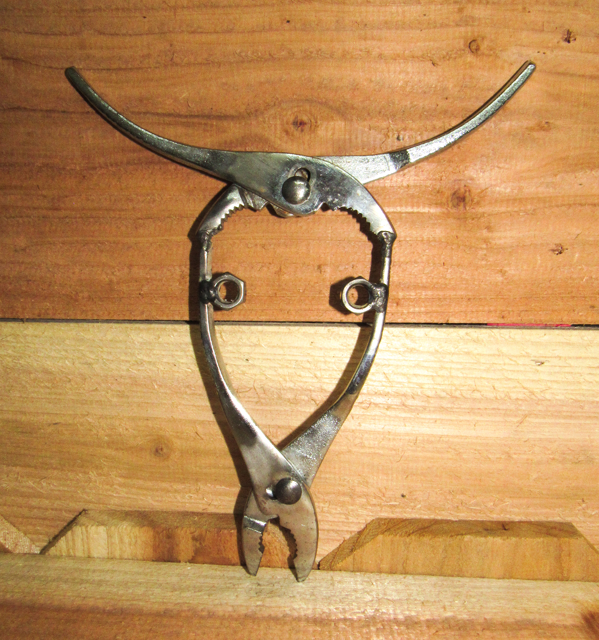🐂 Steel Longhorn – Industrial Tool Art Sculpture 🛠