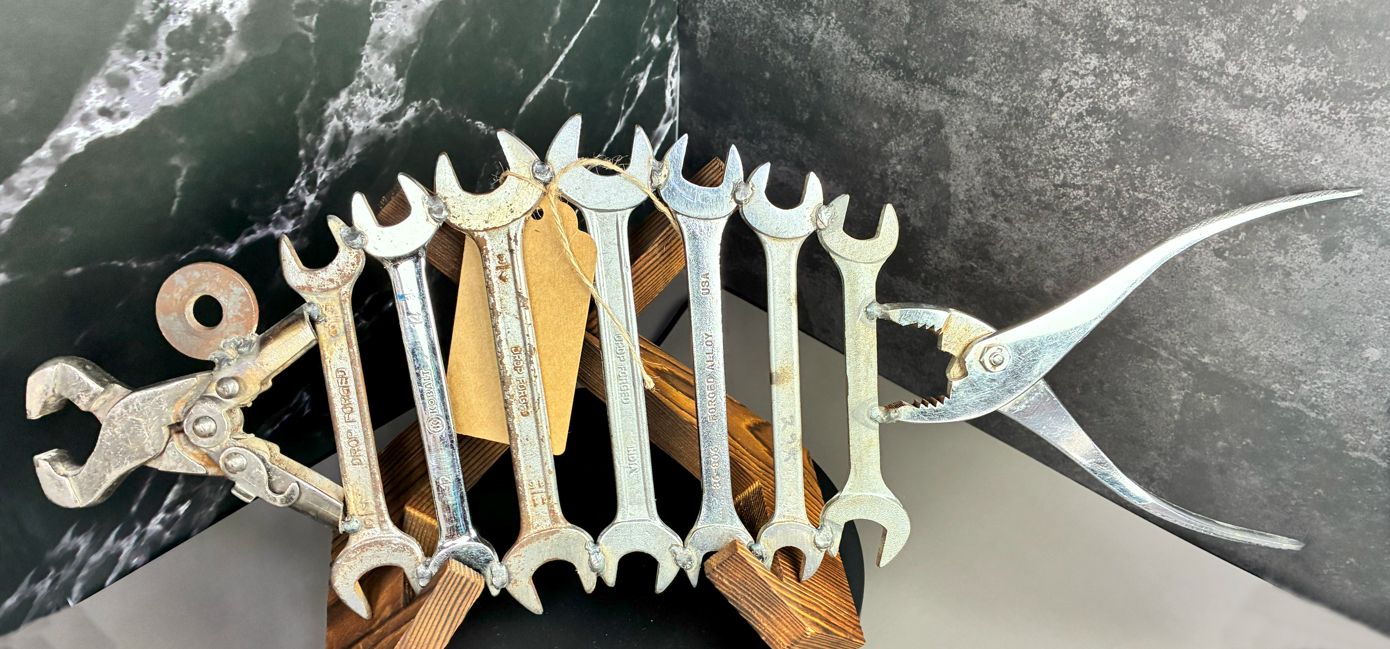 🐟 "Ironclad Swimmer" – Unique Metal Fish Tool Art 🐟