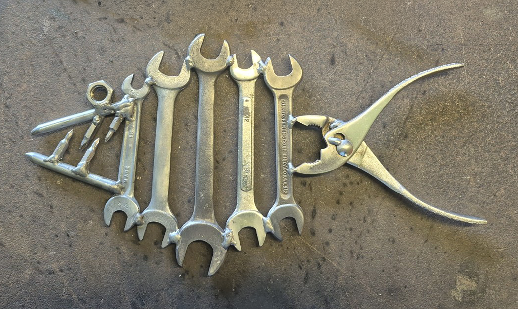 🦈 "Steeltooth Snapper" – Unique Metal Fish Tool Art 🦈